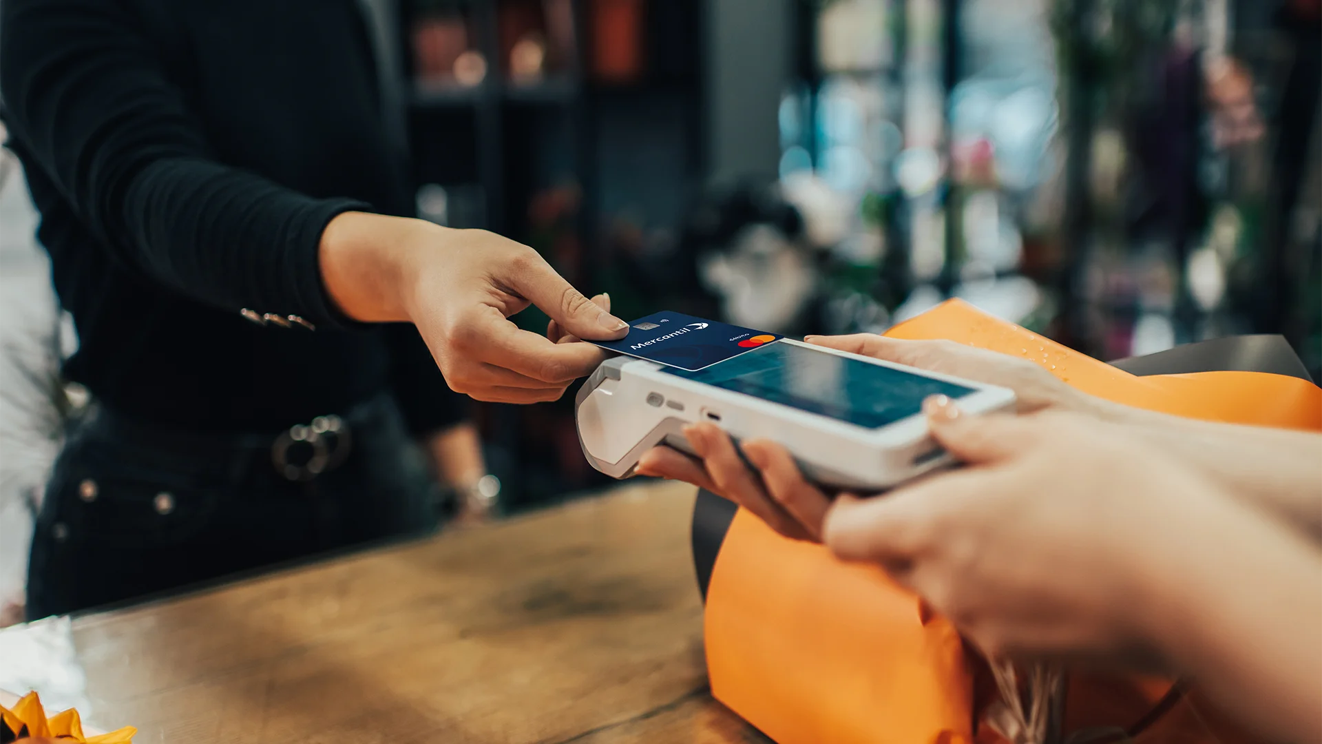 conoce/innovacion-y-transformacion/extraviaste-tu-tarjeta-de-debito-mastercard-mercantil
